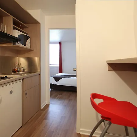 Geneva Aparthotel 3*
