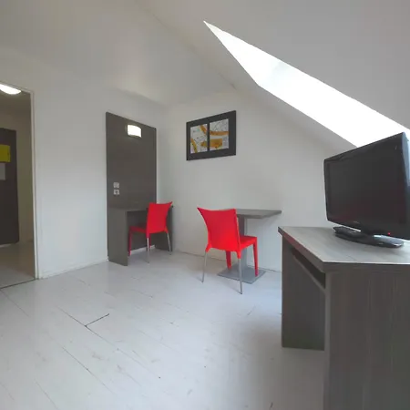 Aparthotel Geneva 3*